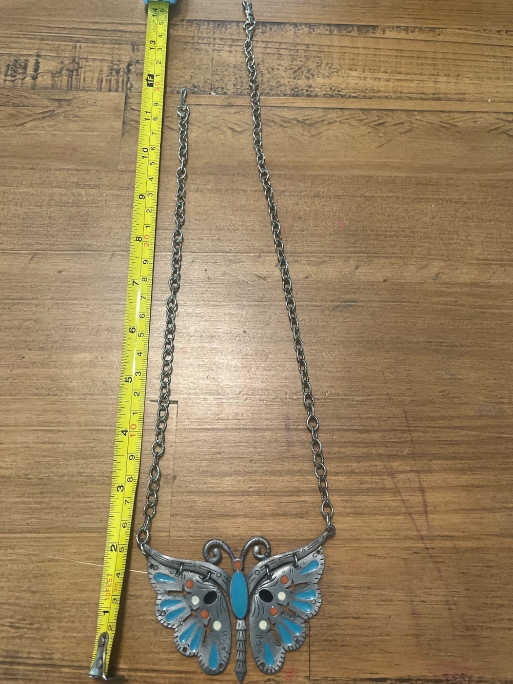 Vintage Celebrity butterfly necklace - Picture 3 of 6